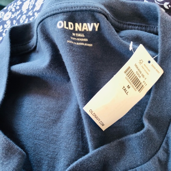 NEW Prussian Blue Medium Tall Short Sleeve Old Navy Top - Picture 2 of 7